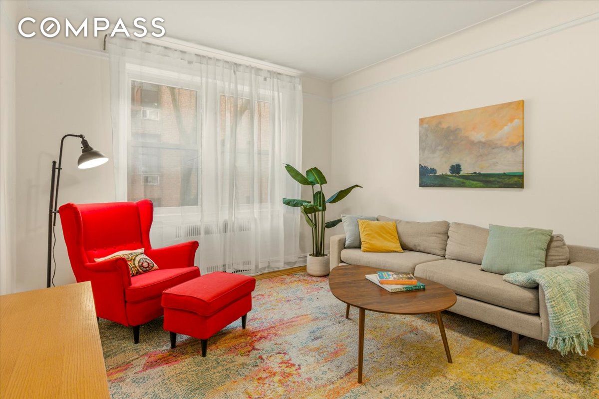 #16 photo, 385 Argyle Road, Ditmas Park , NY 11218