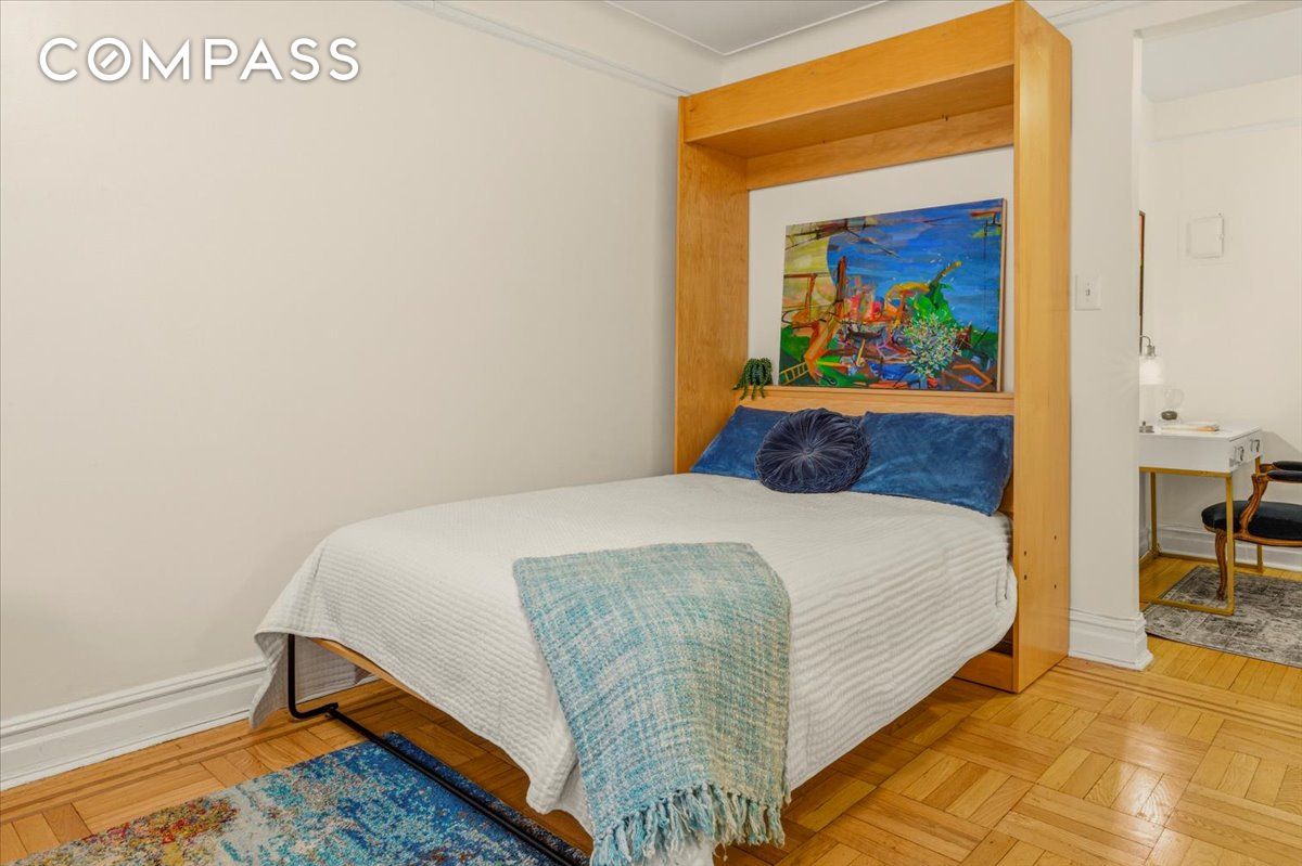 #6 photo, 385 Argyle Road, Ditmas Park , NY 11218