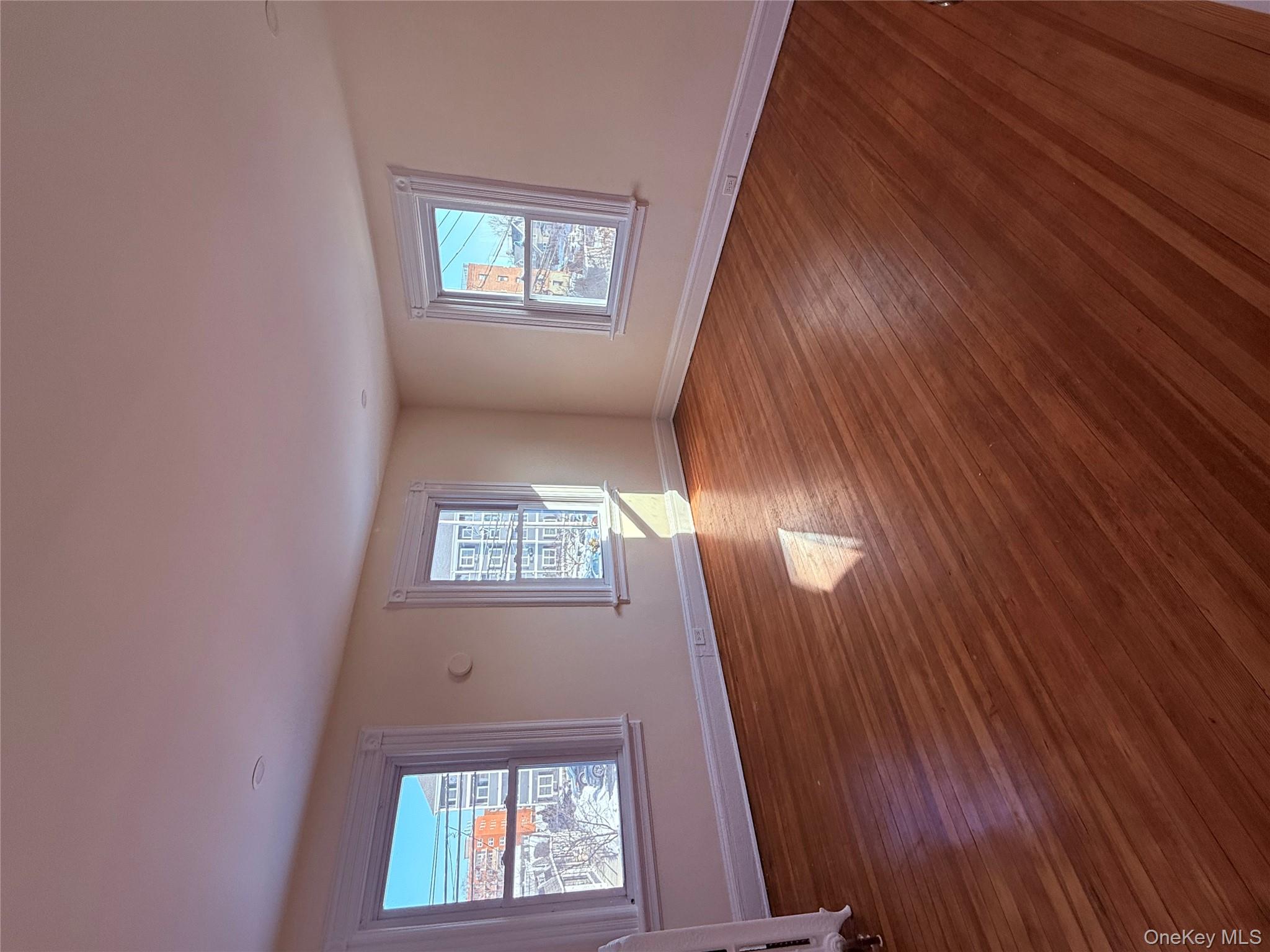 #6 photo, 22 Regent Street, Port Chester , NY 10573