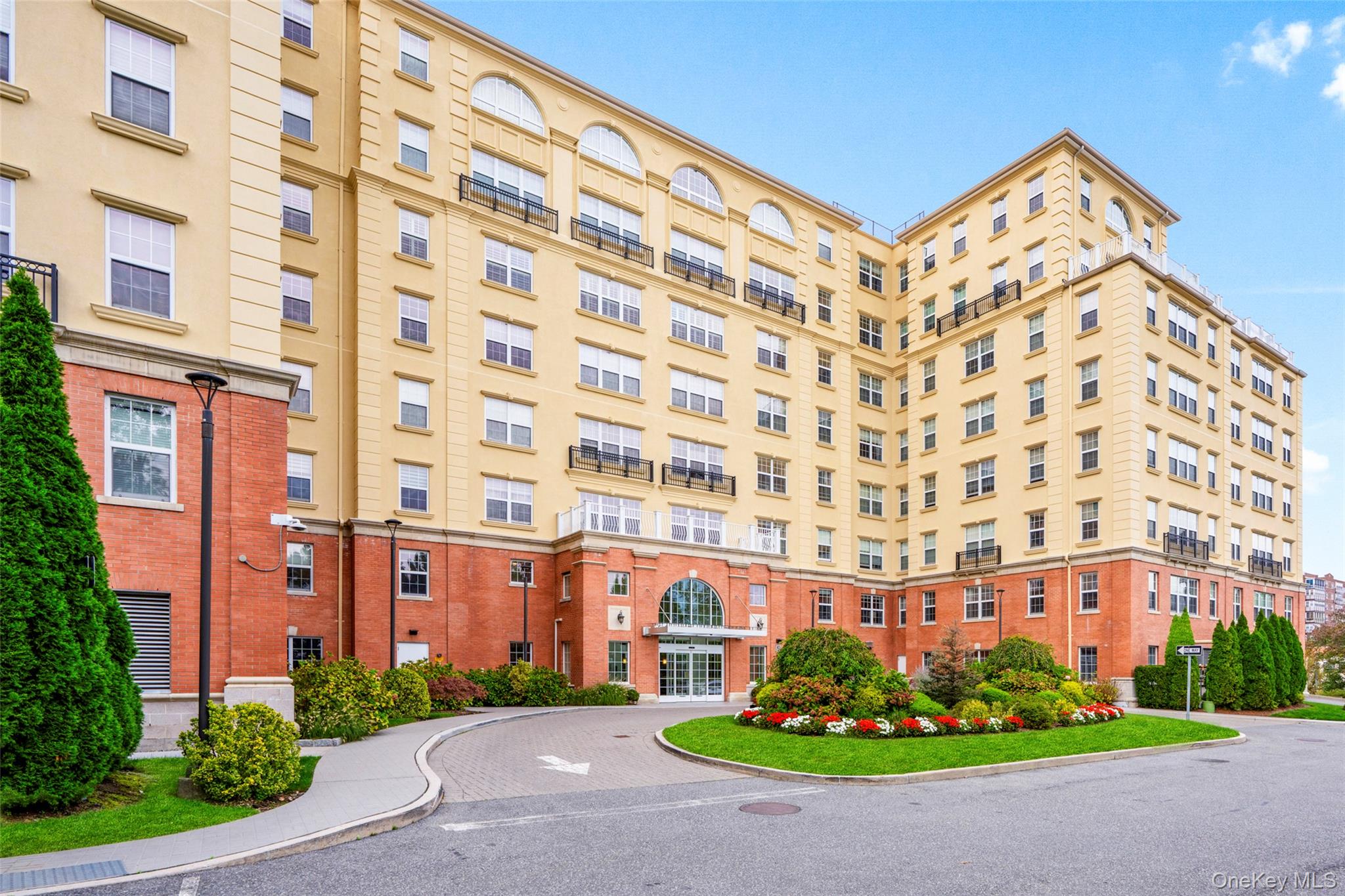 #12 photo, 10 Byron Place, Larchmont , NY 10538