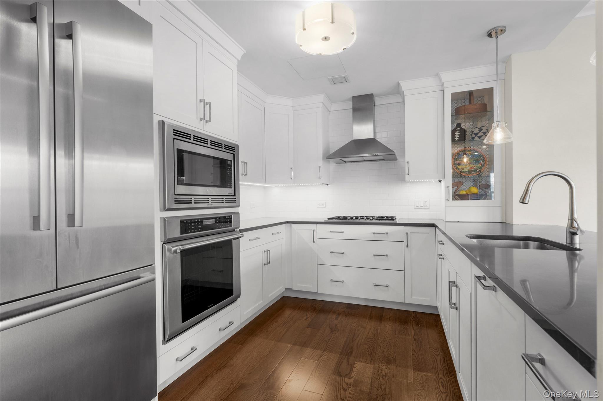 #5 photo, 10 Byron Place, Larchmont , NY 10538