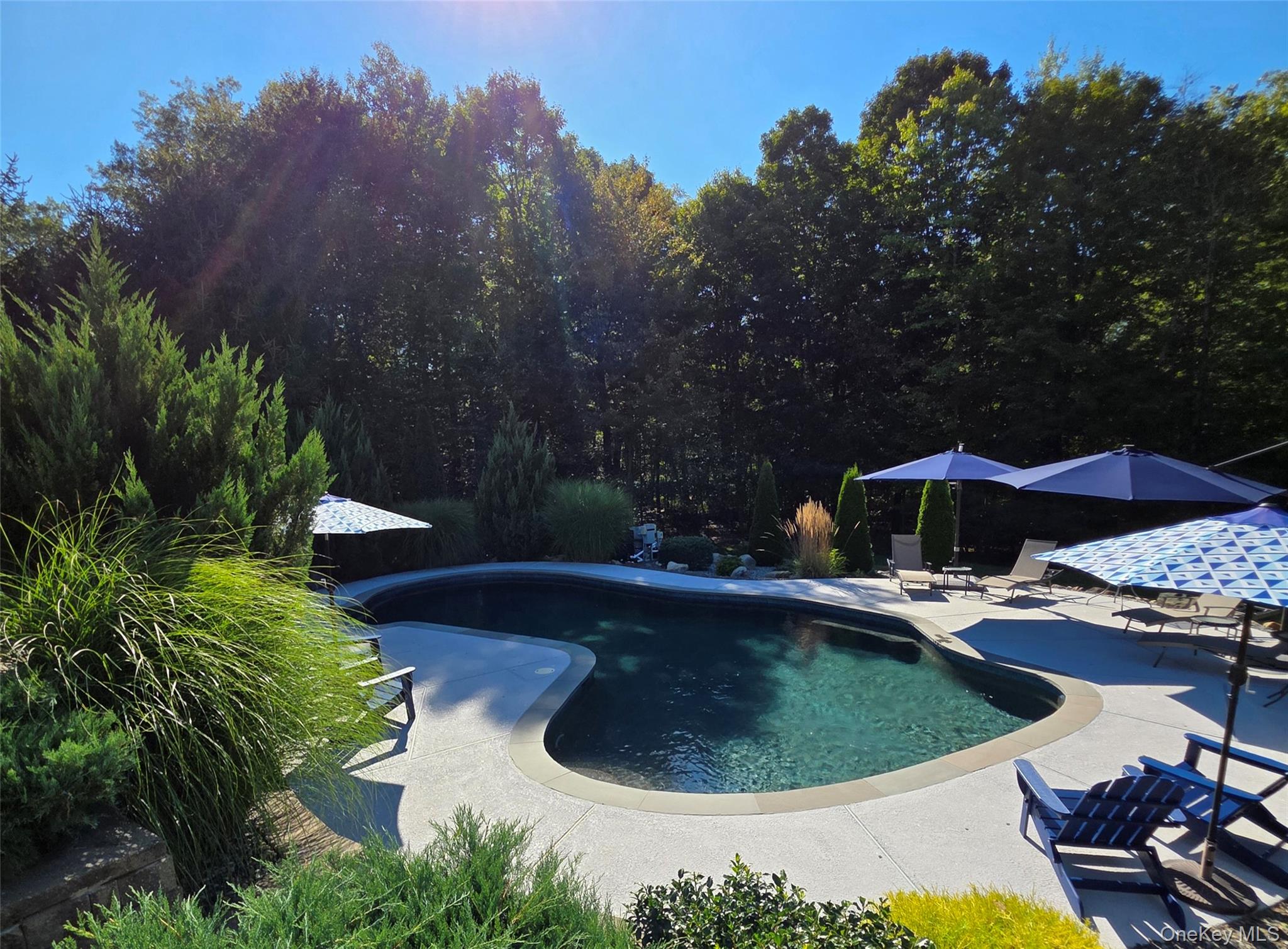 #4 photo, 24 Heritage Court, Tuxedo Park , NY 10987