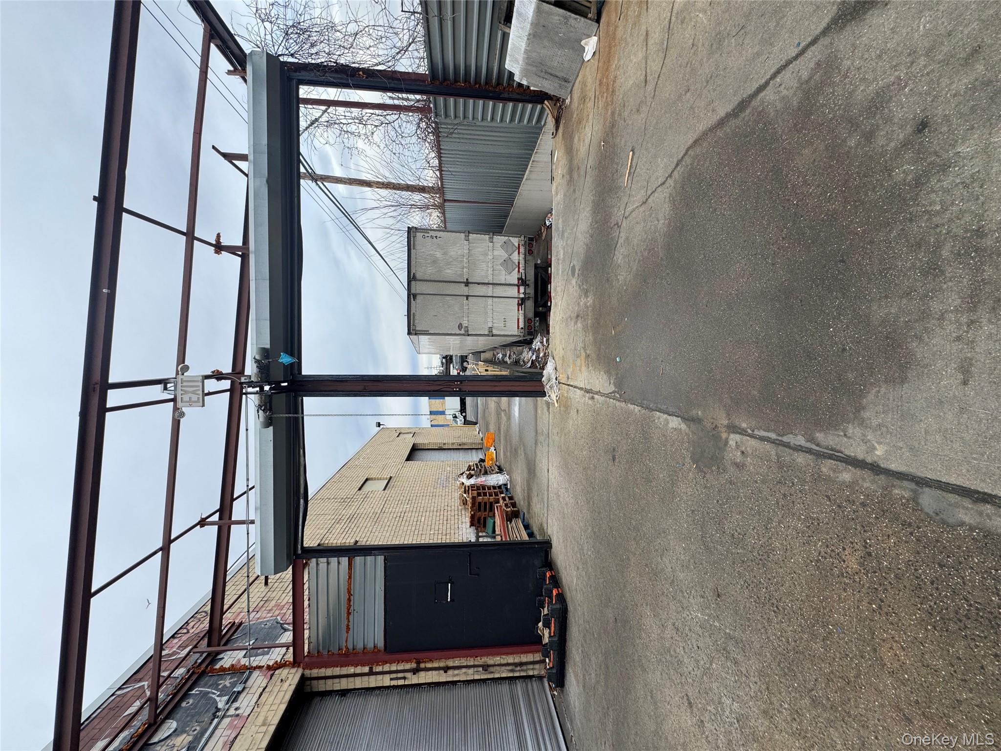 #7 photo, 70 Somerset Avenue, नासाउ काउंटी Hicksville , NY 11801