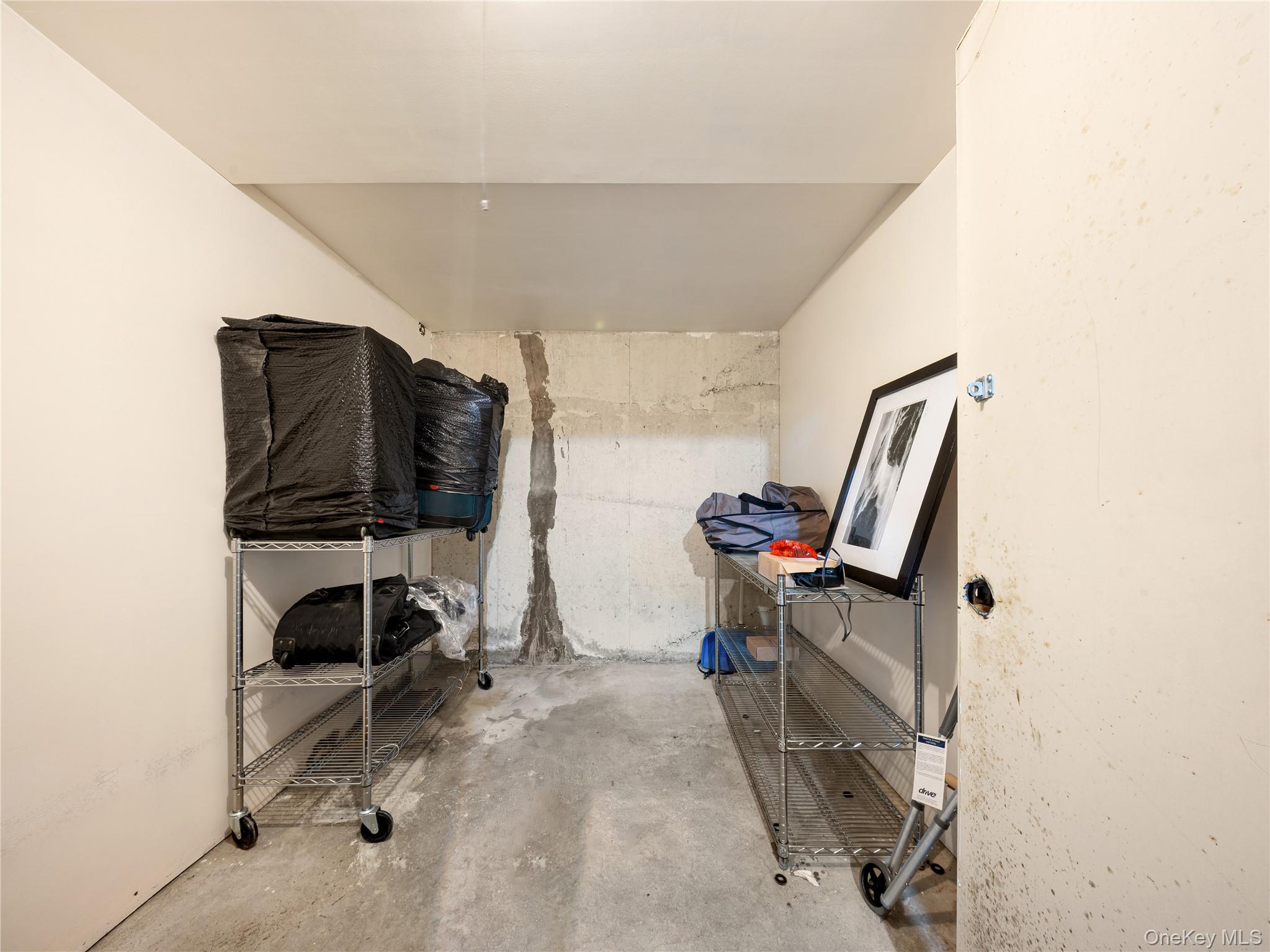 #19 photo, 240-22 70th Avenue, Little Neck , NY 11362