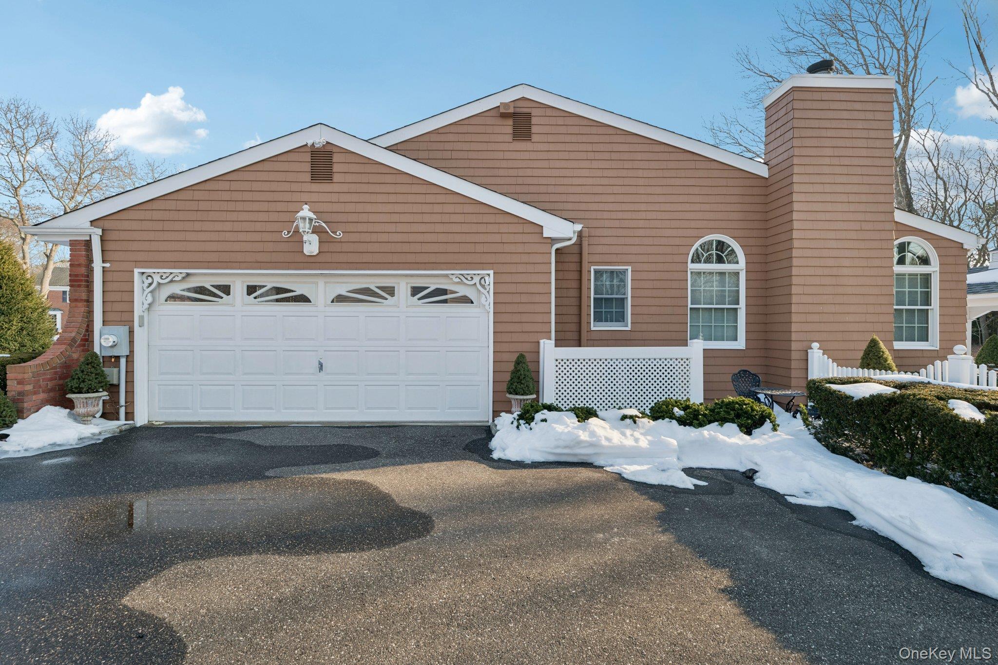 #4 photo, 48 Neil Drive, Farmingville , NY 11738