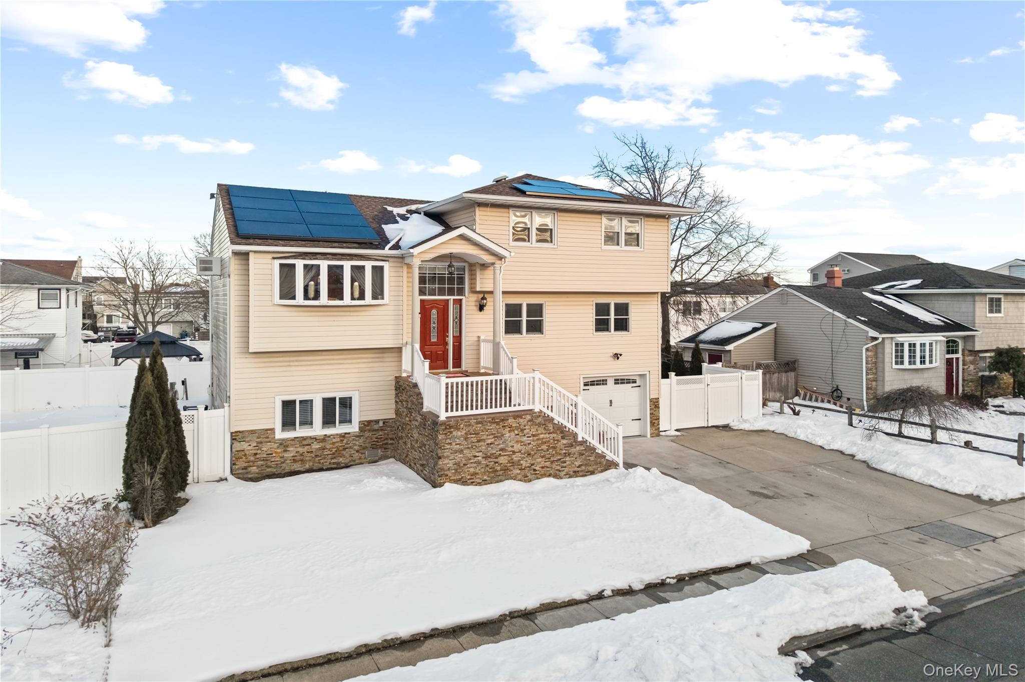 #2 photo, 51 Irving Avenue, Freeport , NY 11520