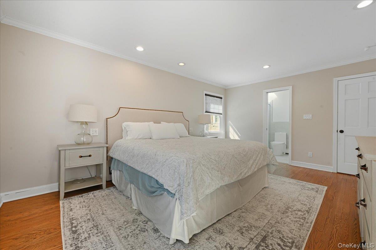 #14 photo, 5 Glenwood Lane, Roslyn Heights , NY 11577