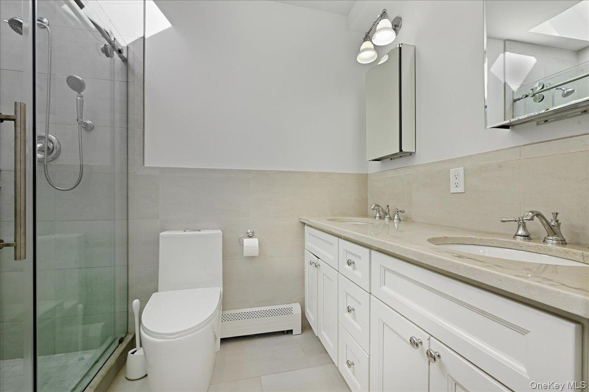 #15 photo, 5 Glenwood Lane, Roslyn Heights , NY 11577