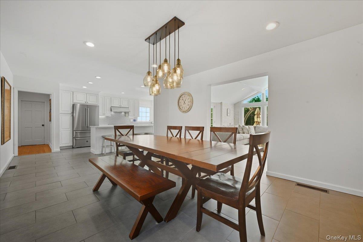 #7 photo, 5 Glenwood Lane, Roslyn Heights , NY 11577