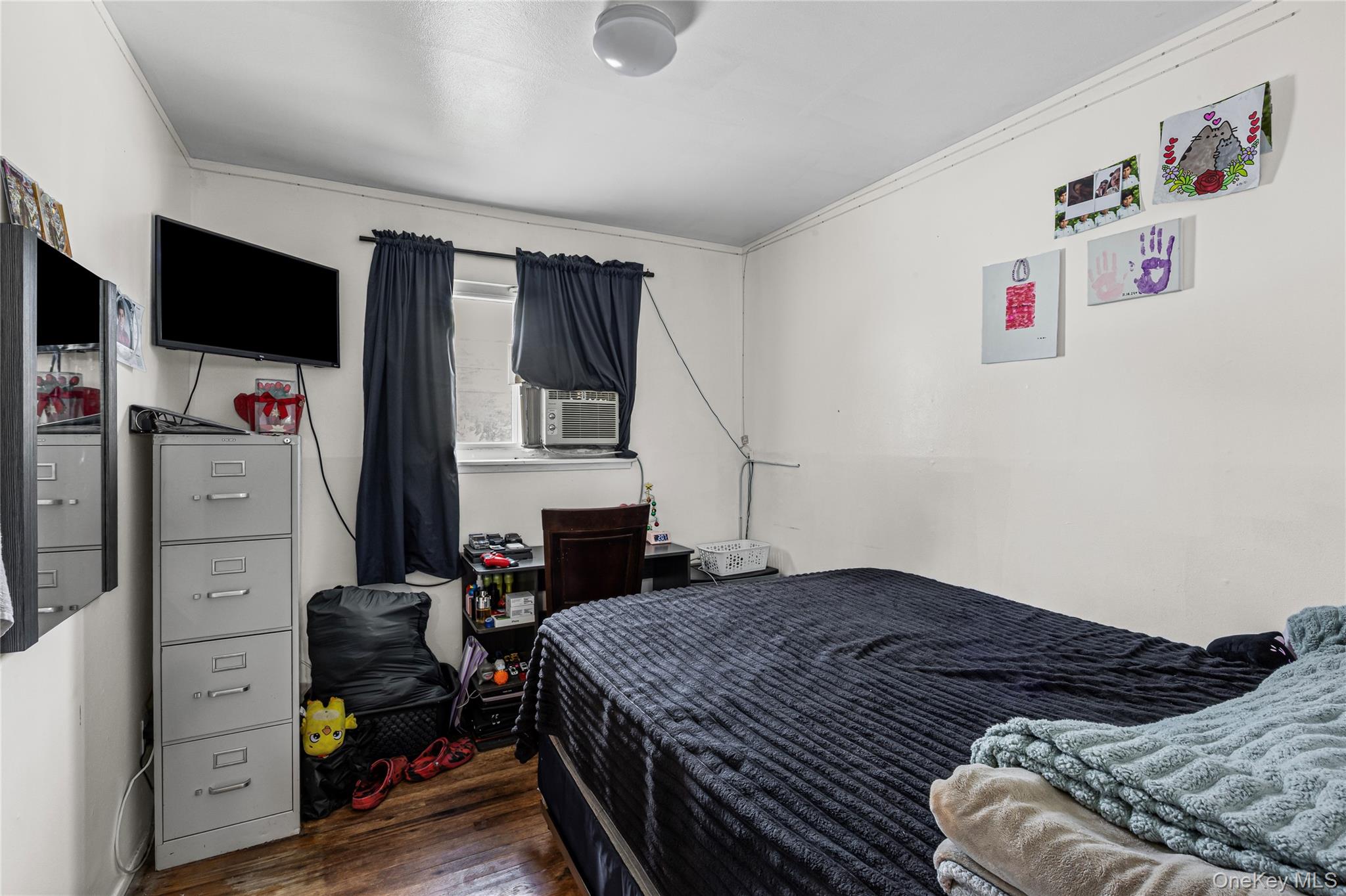 #20 photo, 75 Oak Street, Amityville , NY 11701