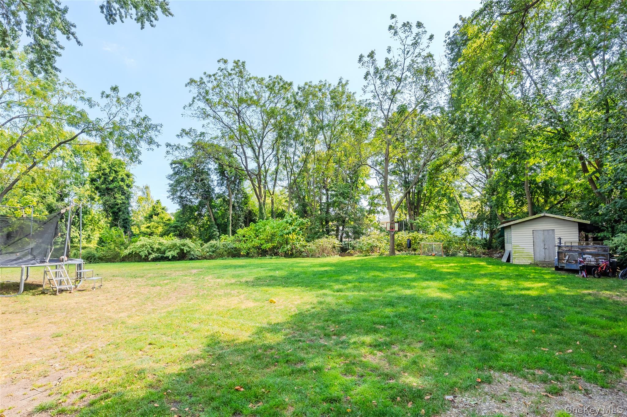 #3 photo, 75 Oak Street, Amityville , NY 11701