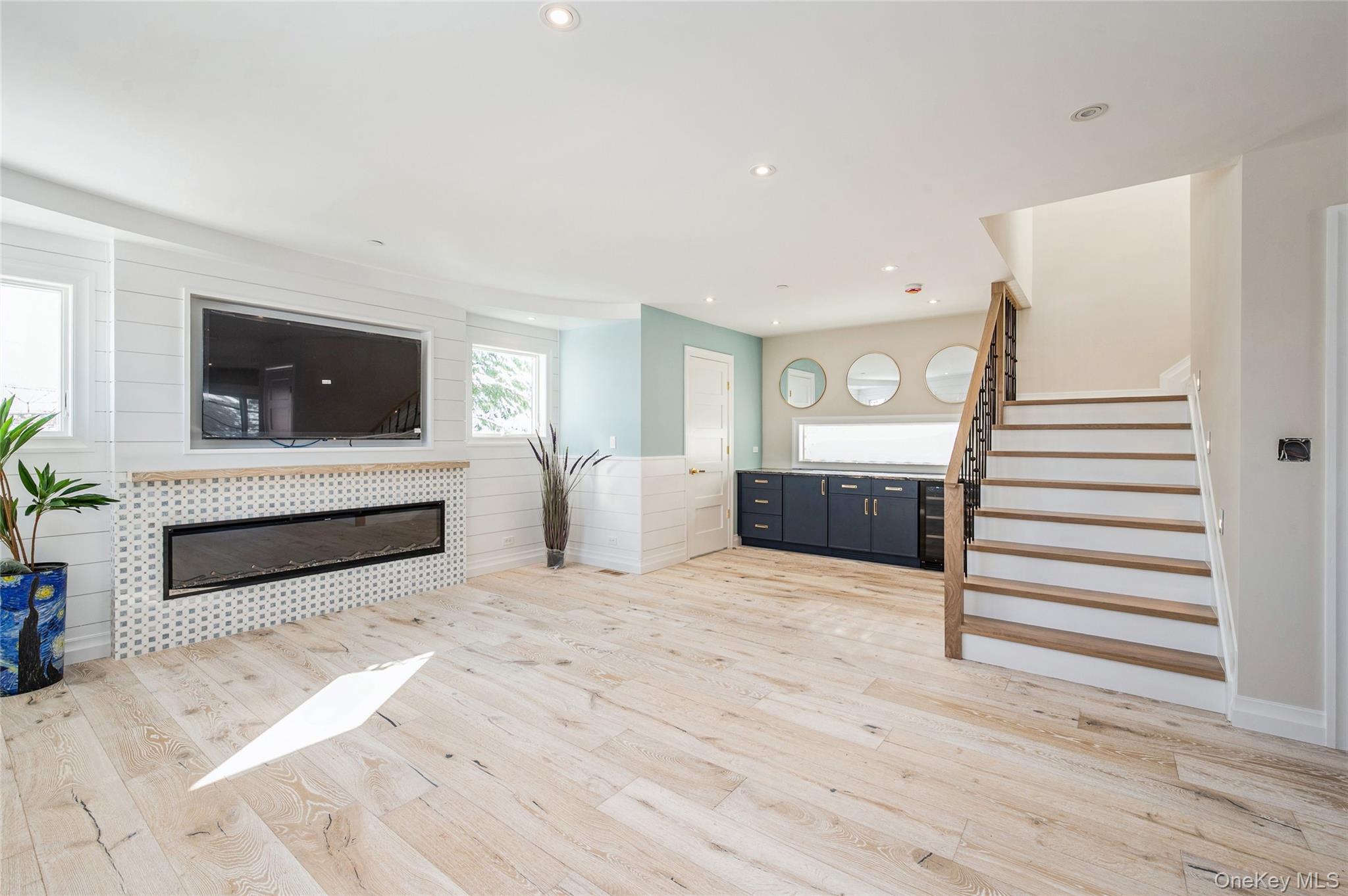 #4 photo, 51 Forrester Street, নাসাউ কাউন্টি Long Beach , NY 11561