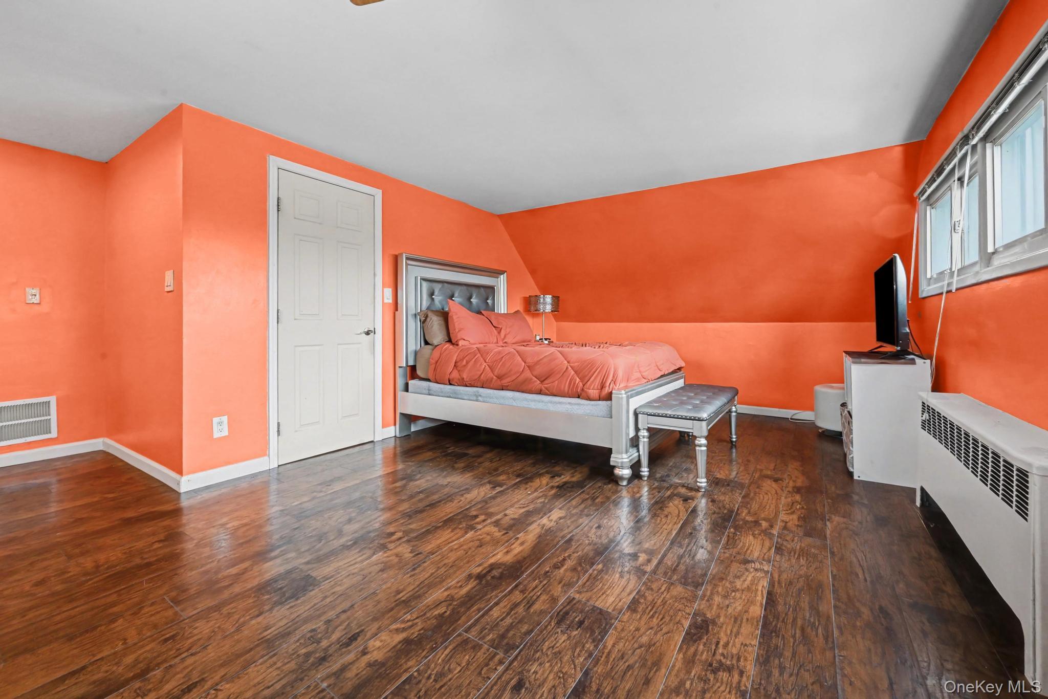 #15 photo, 16 Starlight Lane, Levittown , NY 11756