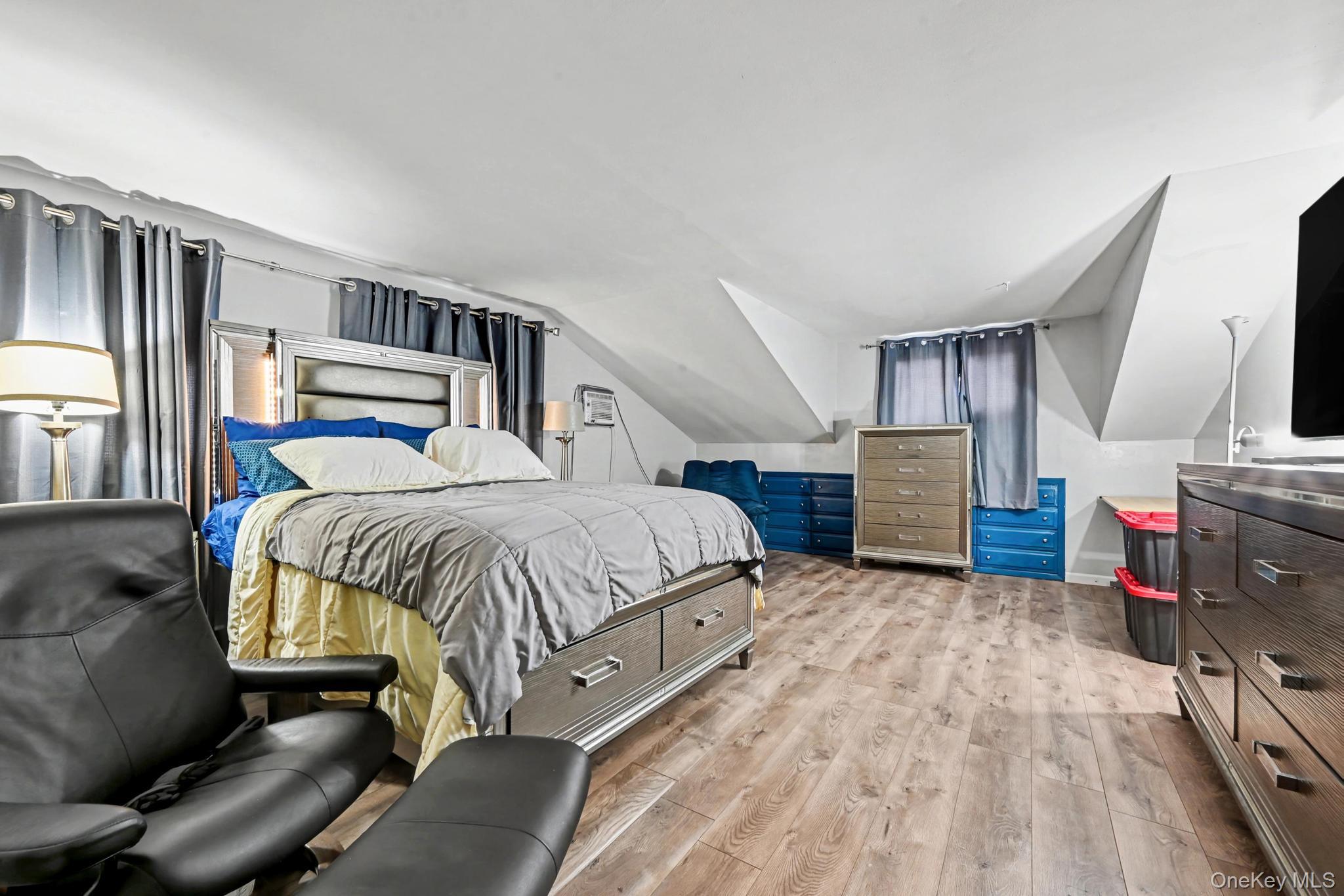 #16 photo, 16 Starlight Lane, Levittown , NY 11756