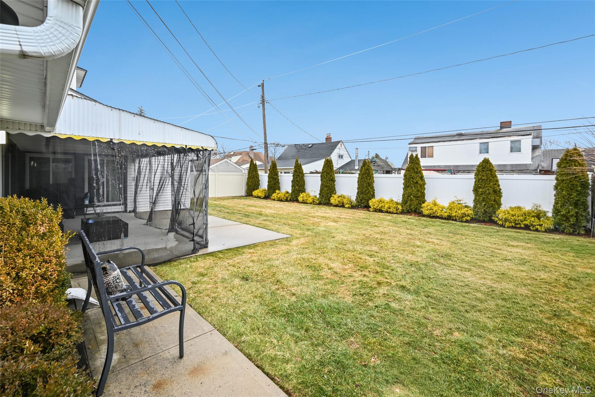 #4 photo, 16 Starlight Lane, Levittown , NY 11756