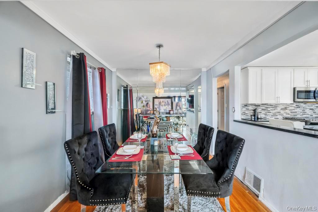 #13 photo, 488 Pershing Blvd, 长岛 Rockville Centre , NY 11570