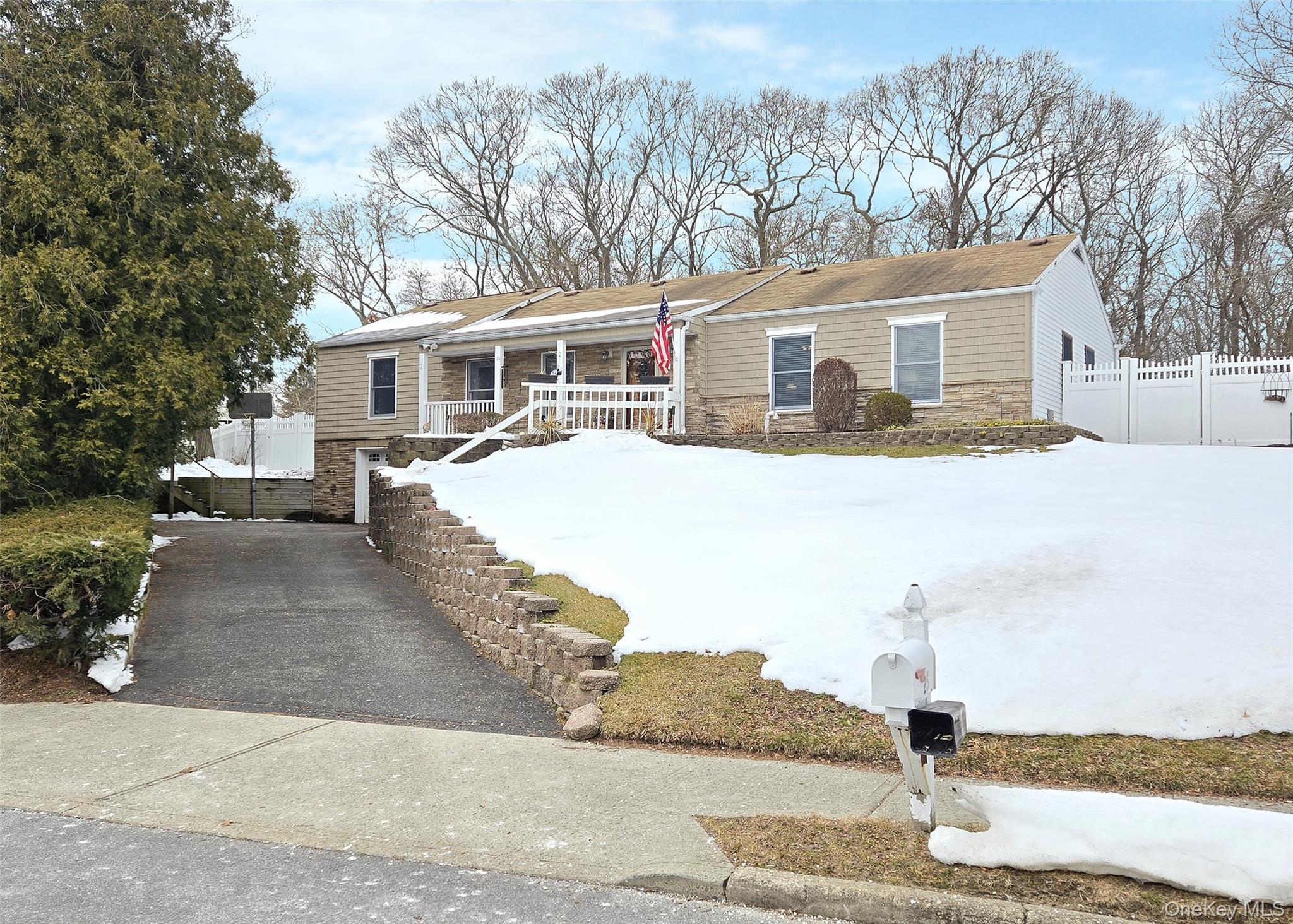 #1 photo, 25 Spruceton Street, Selden , NY 11784