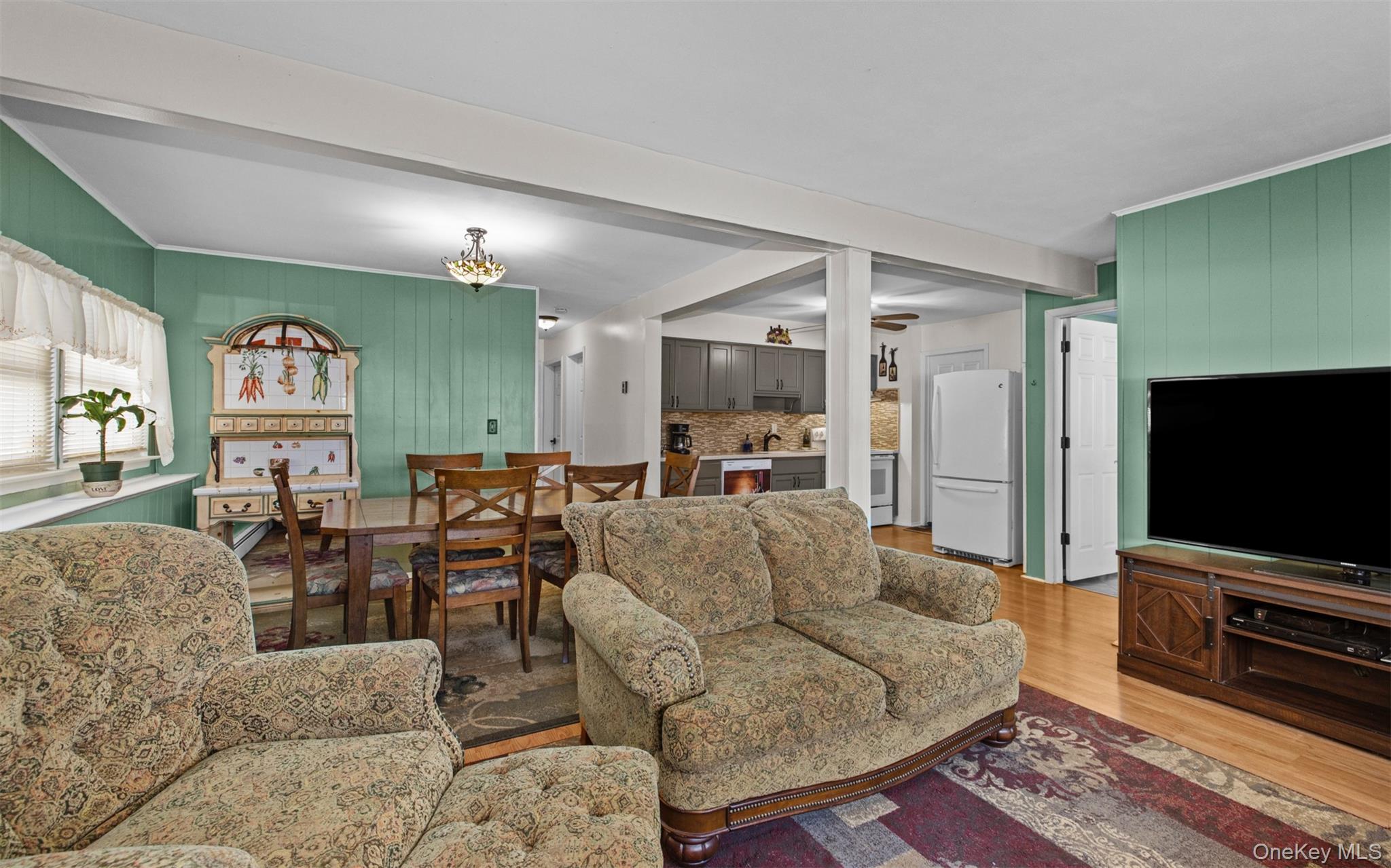 #16 photo, 447 China Road, Sayville , NY 11782