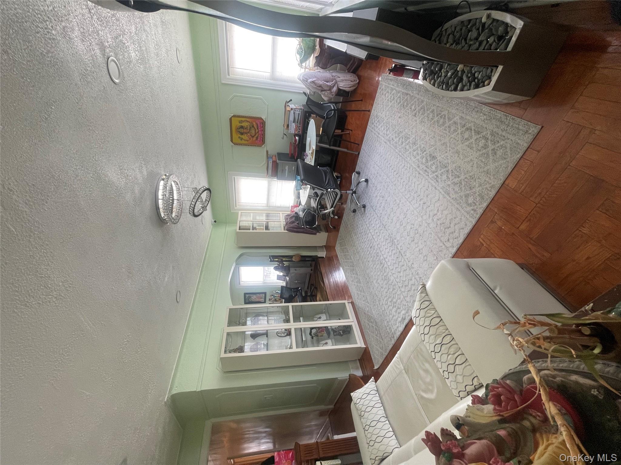 #7 photo, 10773 129th Street, Richmond Hill S. , NY 11419