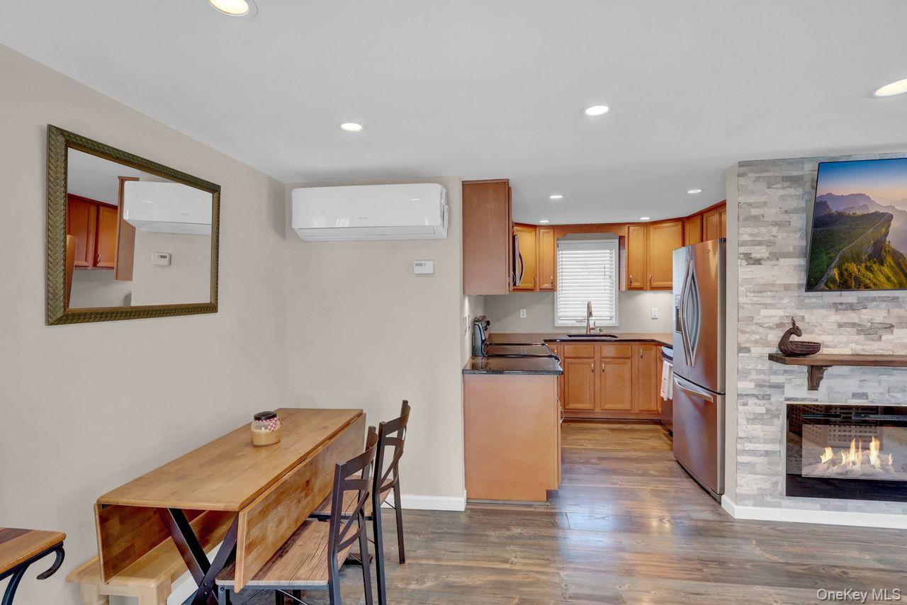 #11 photo, 16 Magnolia Drive, Kings Park , NY 11754