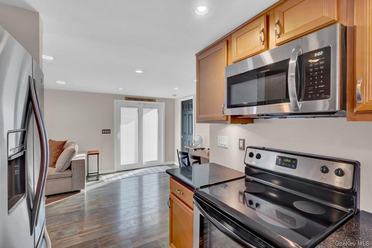 #13 photo, 16 Magnolia Drive, Kings Park , NY 11754