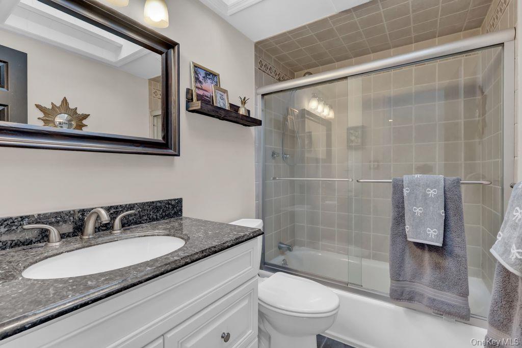 #14 photo, 16 Magnolia Drive, Kings Park , NY 11754