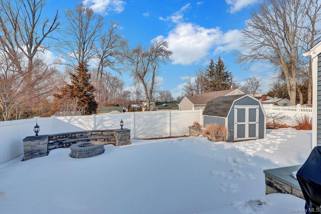 #19 photo, 16 Magnolia Drive, Kings Park , NY 11754