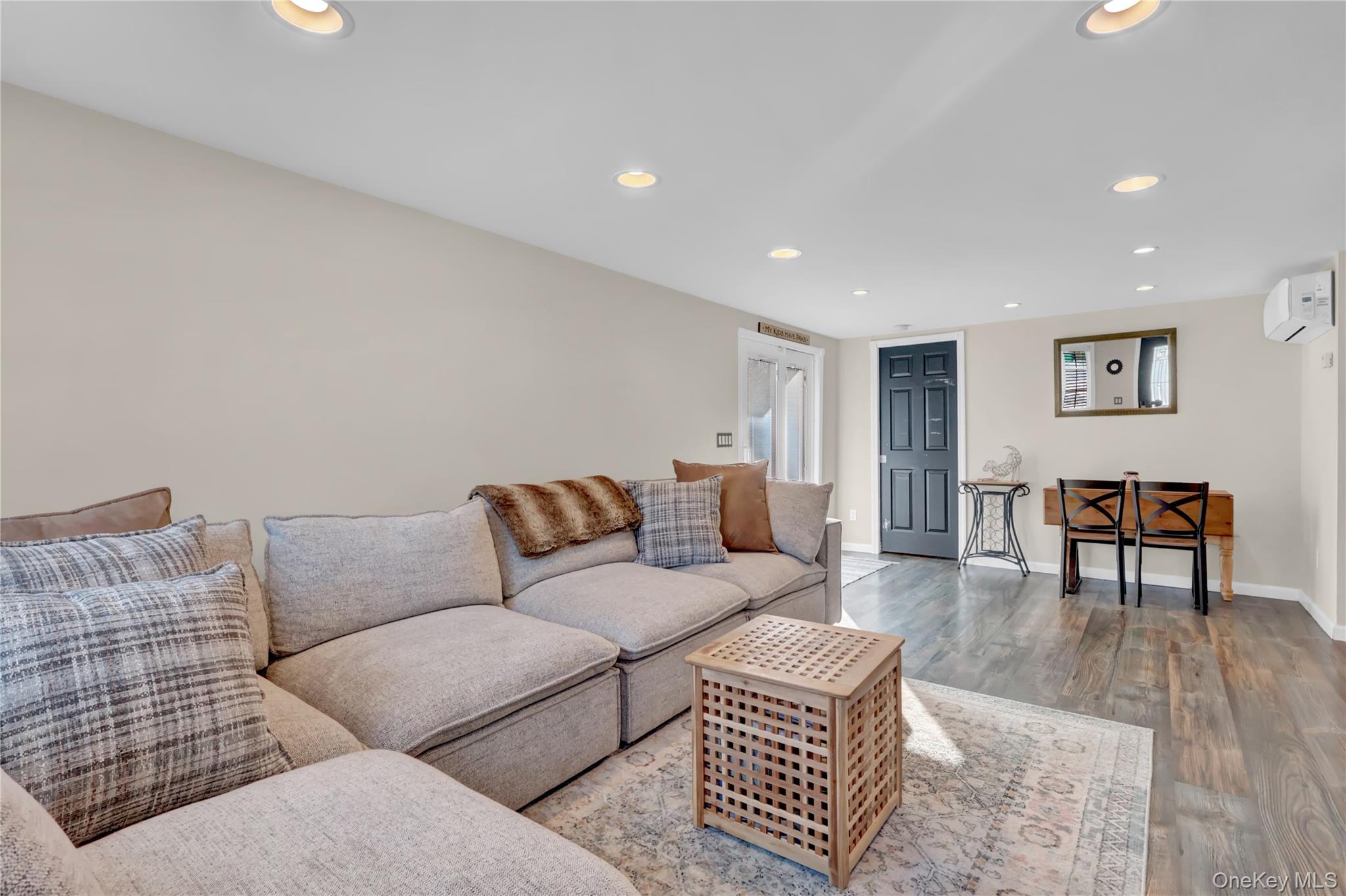 #4 photo, 16 Magnolia Drive, Kings Park , NY 11754