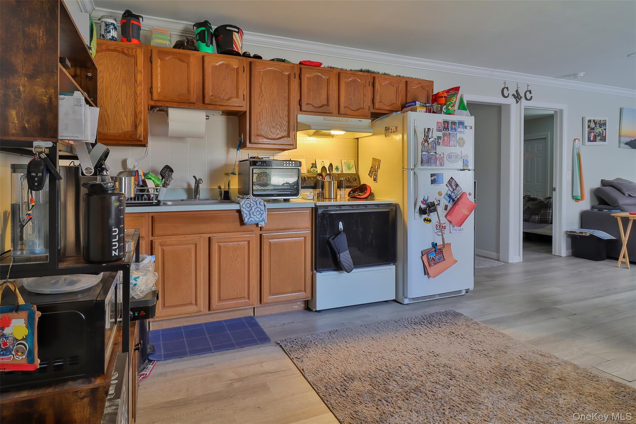 #19 photo, 116B Holbrook Road, Holbrook , NY 11741