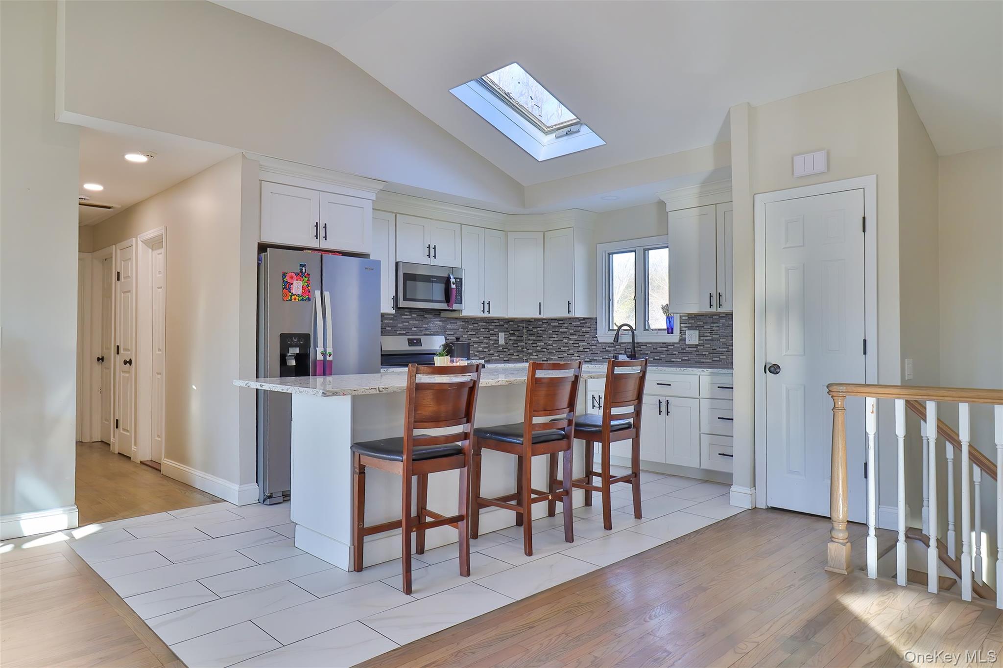 #5 photo, 116B Holbrook Road, Holbrook , NY 11741