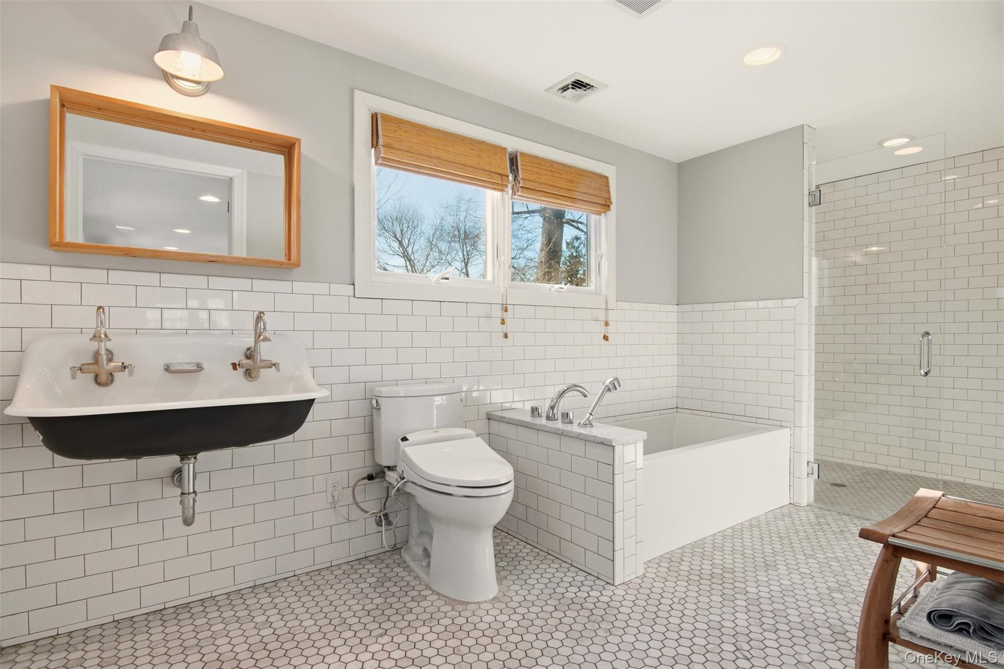 #13 photo, 10 Beech Lane, Stony Brook , NY 11790