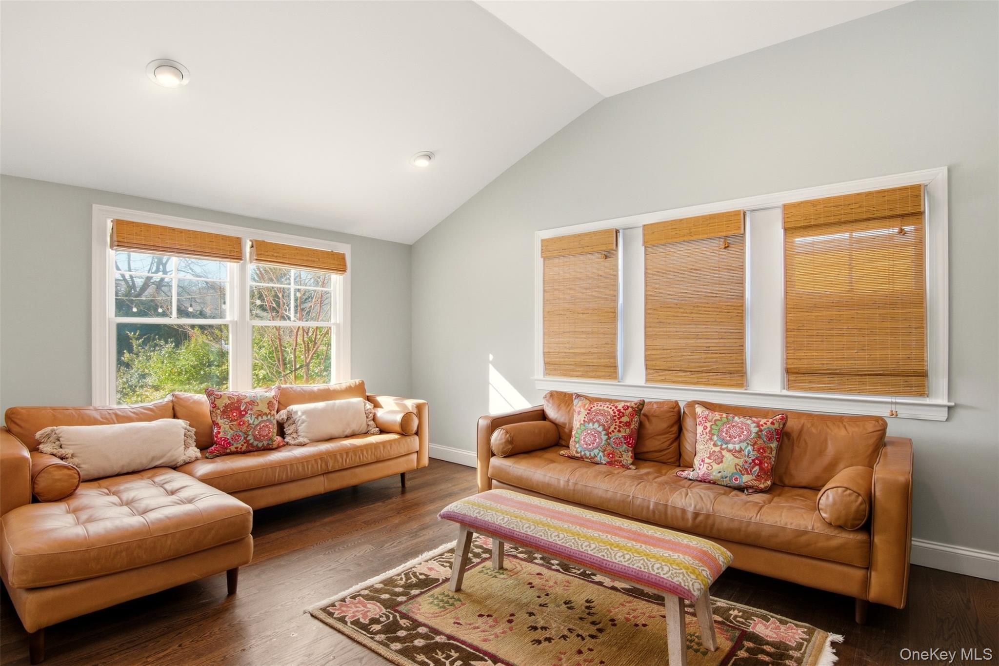 #4 photo, 10 Beech Lane, Stony Brook , NY 11790