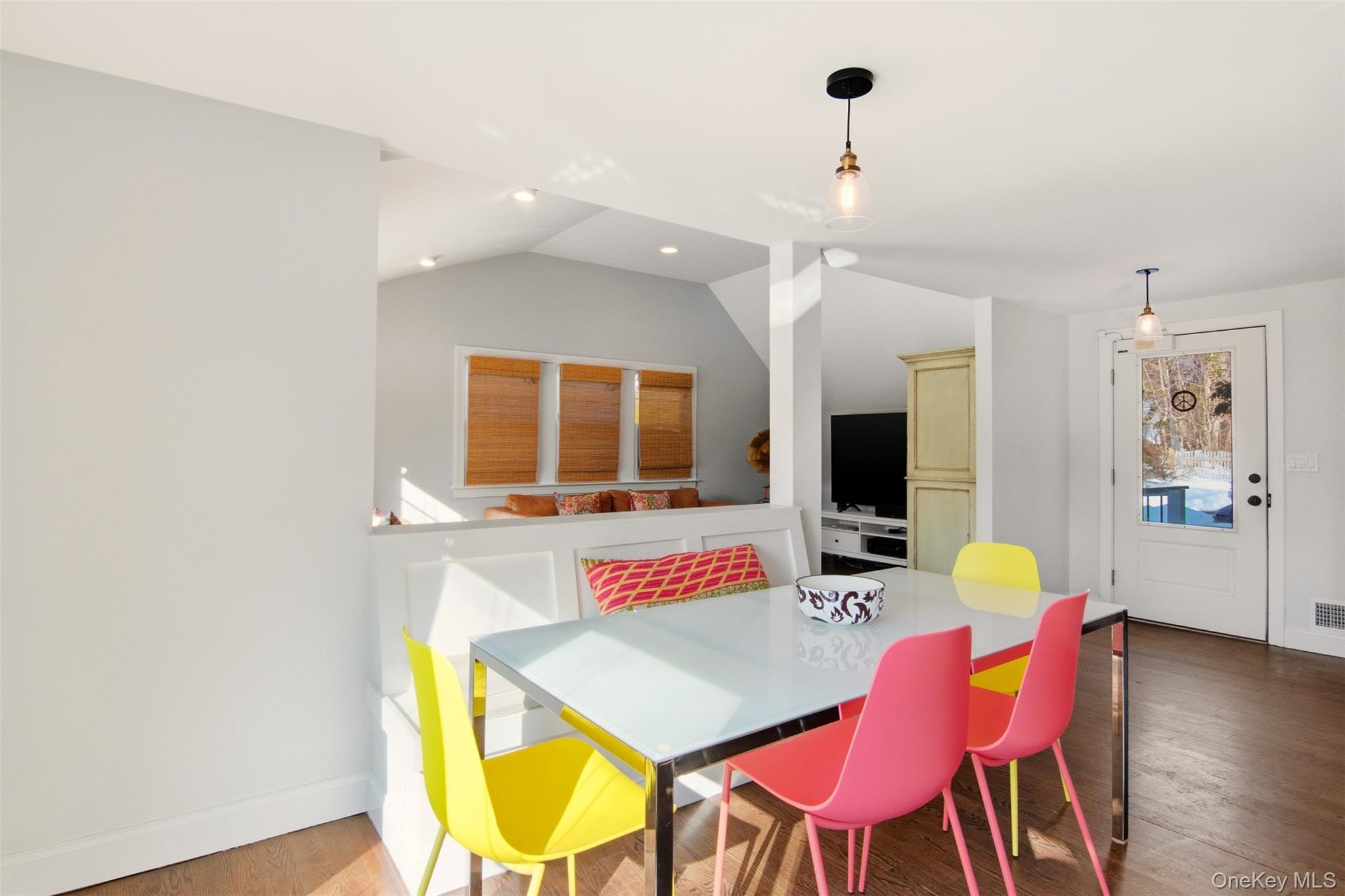 #7 photo, 10 Beech Lane, Stony Brook , NY 11790