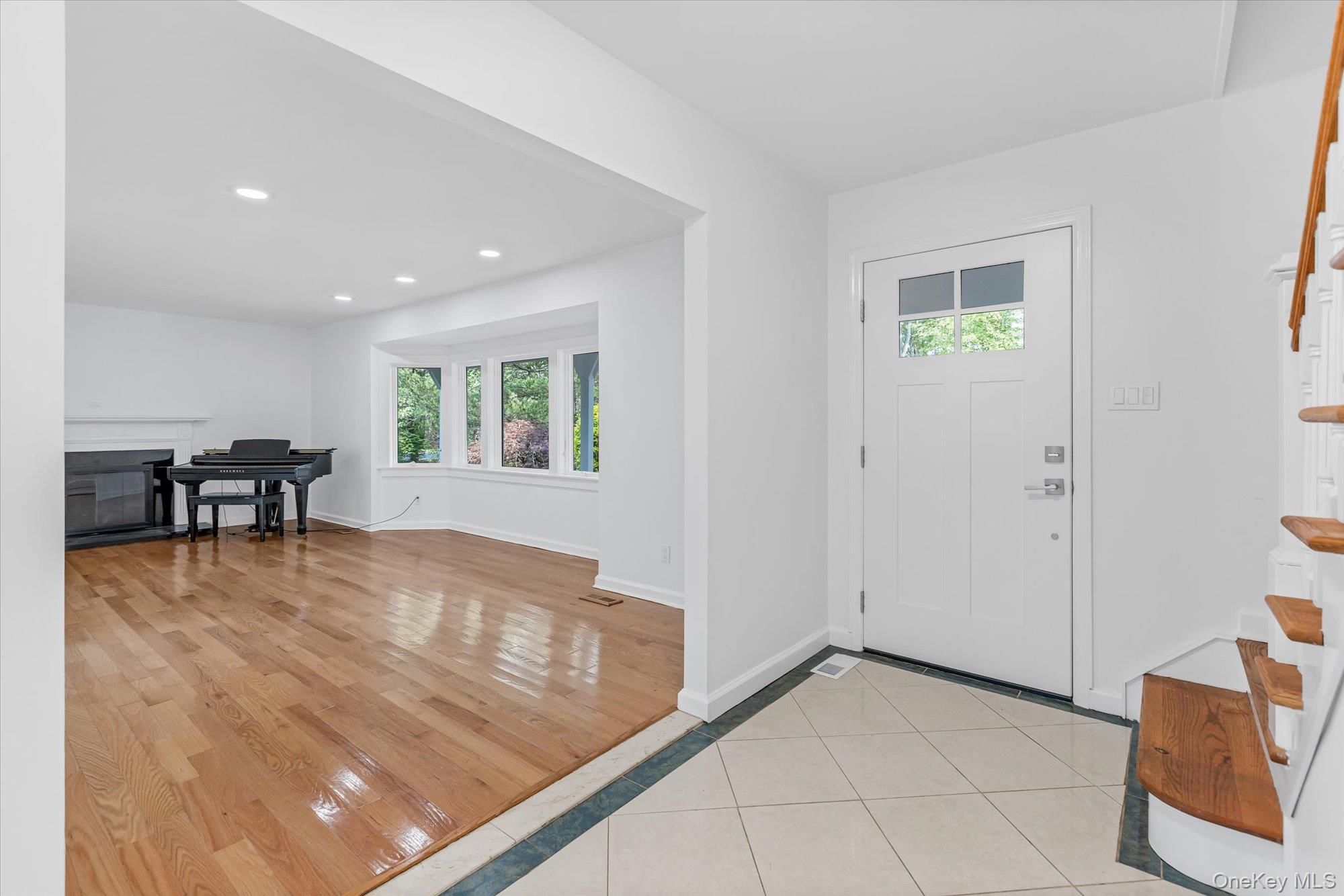 #9 photo, 2 Westbourne Lane, Melville , NY 11747