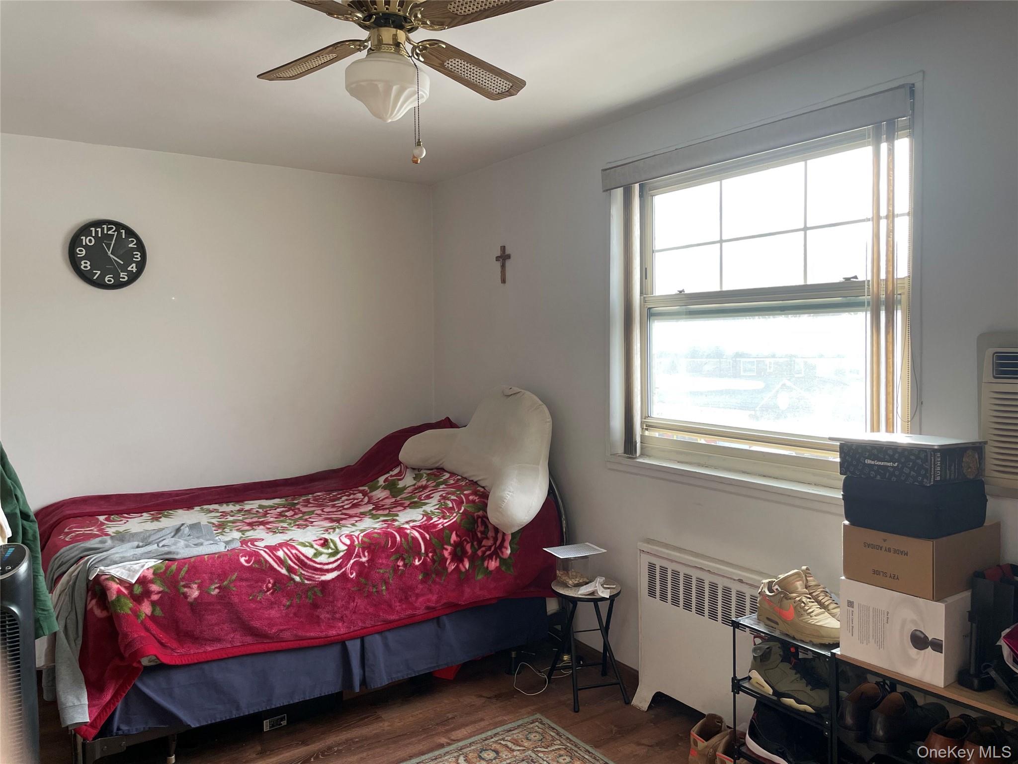 #7 photo, 5828 251st Street, Little Neck , NY 11362