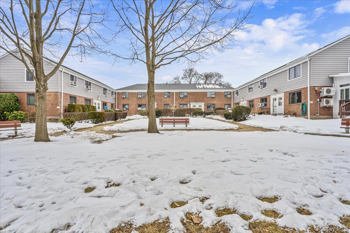 #18 photo, 217-06 67th Avenue, Bayside , NY 11364