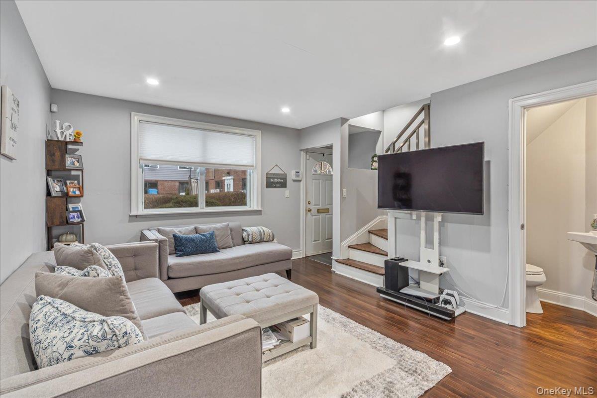 #4 photo, 217-06 67th Avenue, Bayside , NY 11364