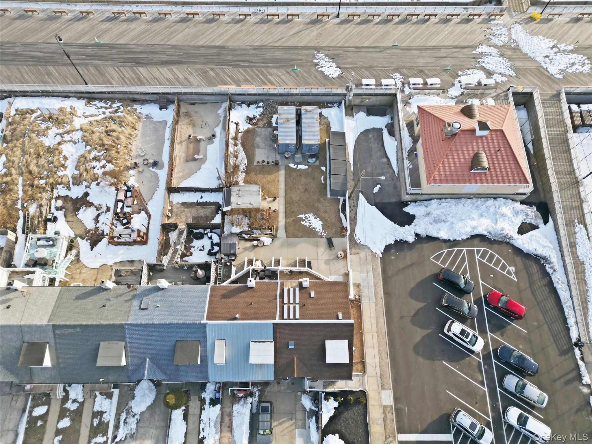 #19 photo, 670 W Broadway, מחוז נסאו Long Beach , NY 11561