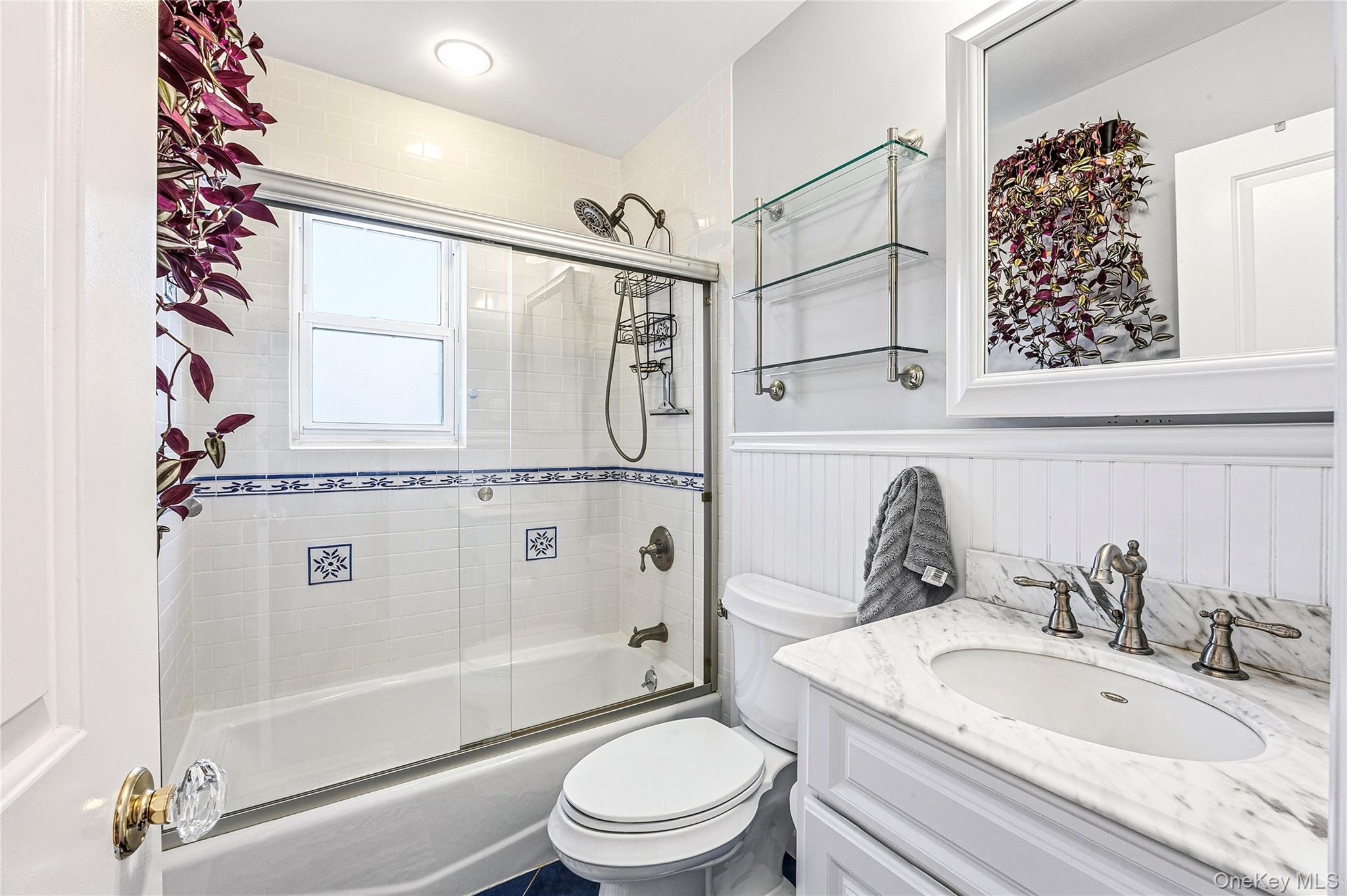 #7 photo, 219 Farber Drive, West Babylon , NY 11704