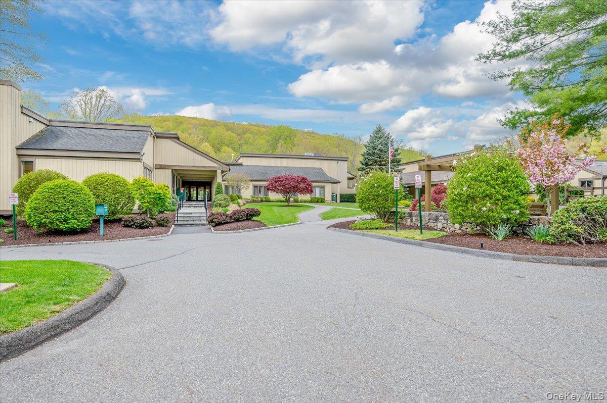 #17 photo, 668 Heritage Hills, Somers , NY 10589