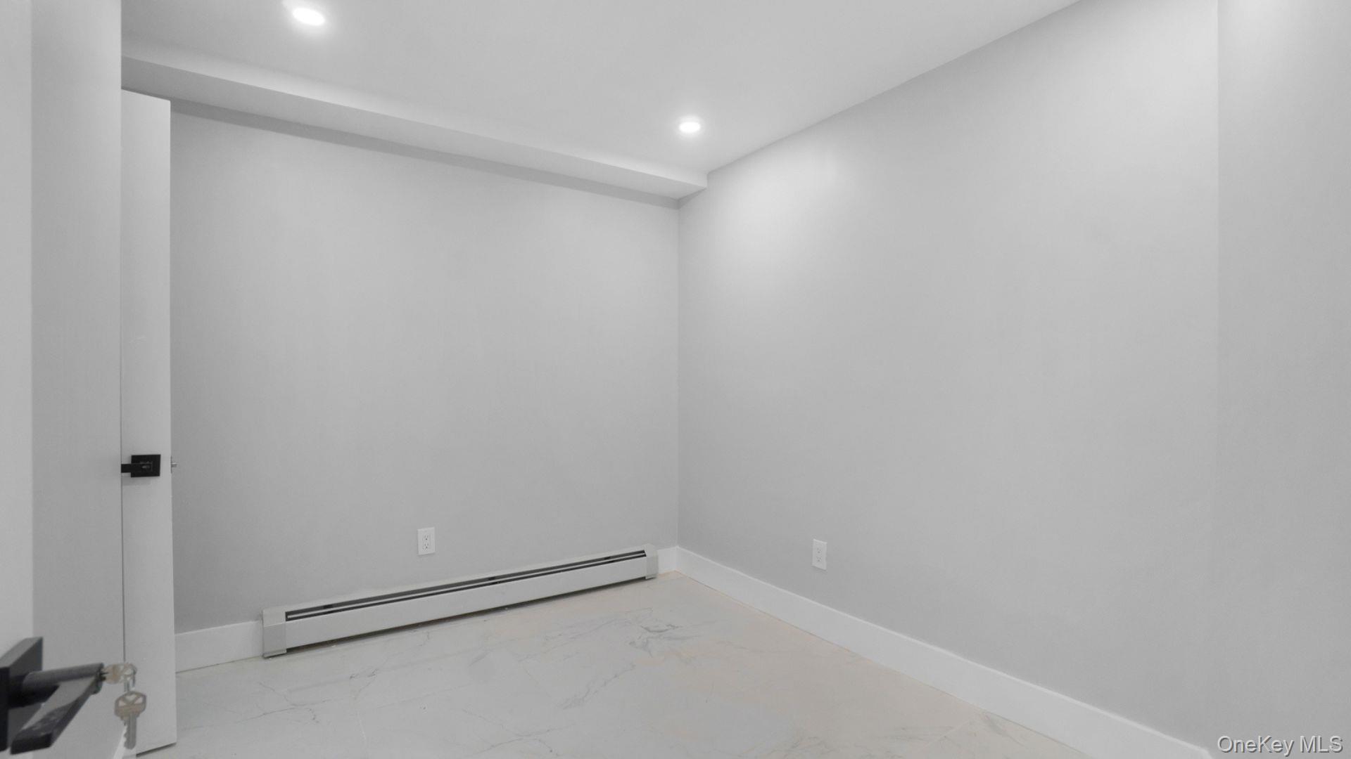 #17 photo, 506 E 183rd Street, Bronx , NY 10458