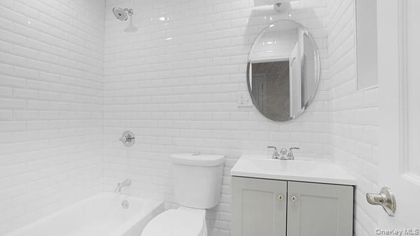 #12 photo, 508 VAN NEST, Bronx , NY 10460