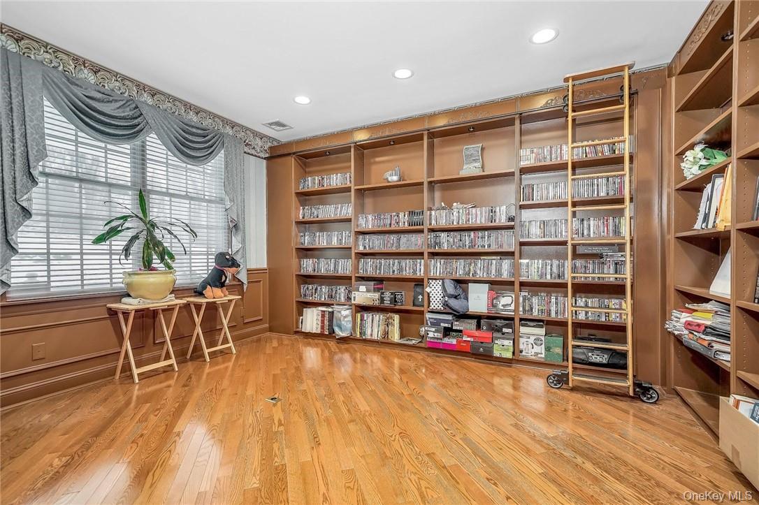 #14 photo, 49 Woodcrest Drive, Hopewell Junction , NY 12533