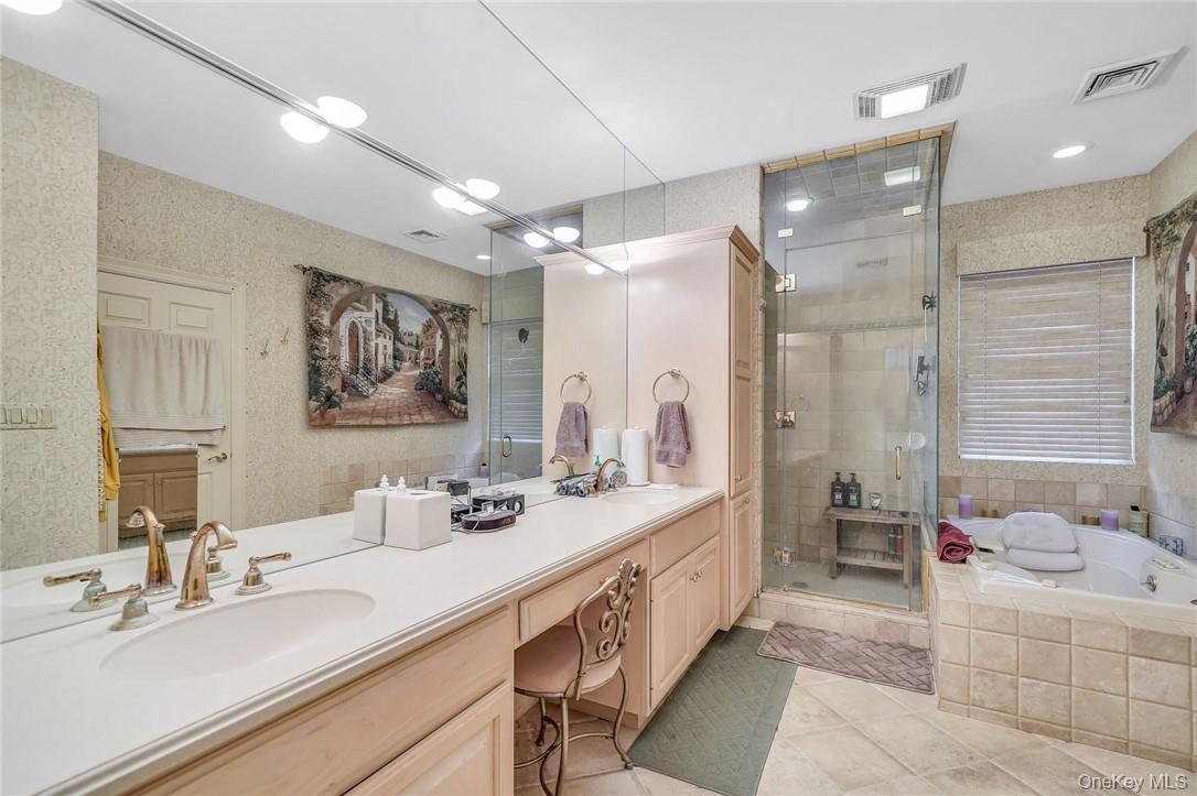 #16 photo, 49 Woodcrest Drive, Hopewell Junction , NY 12533