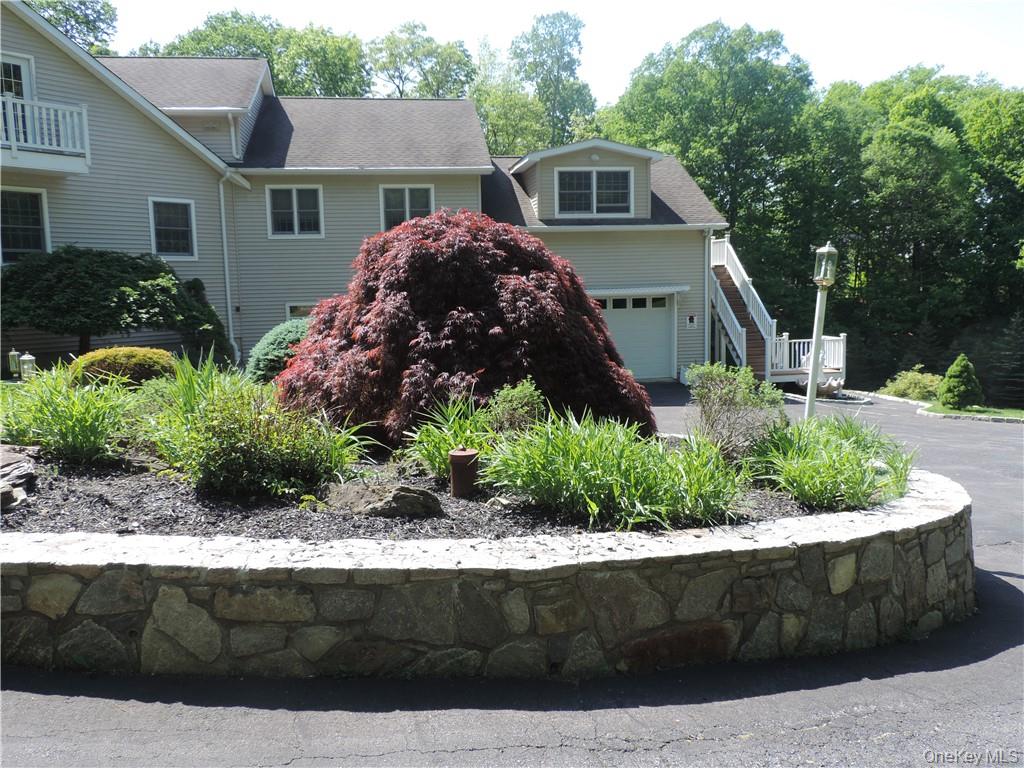 #3 photo, 49 Woodcrest Drive, Hopewell Junction , NY 12533