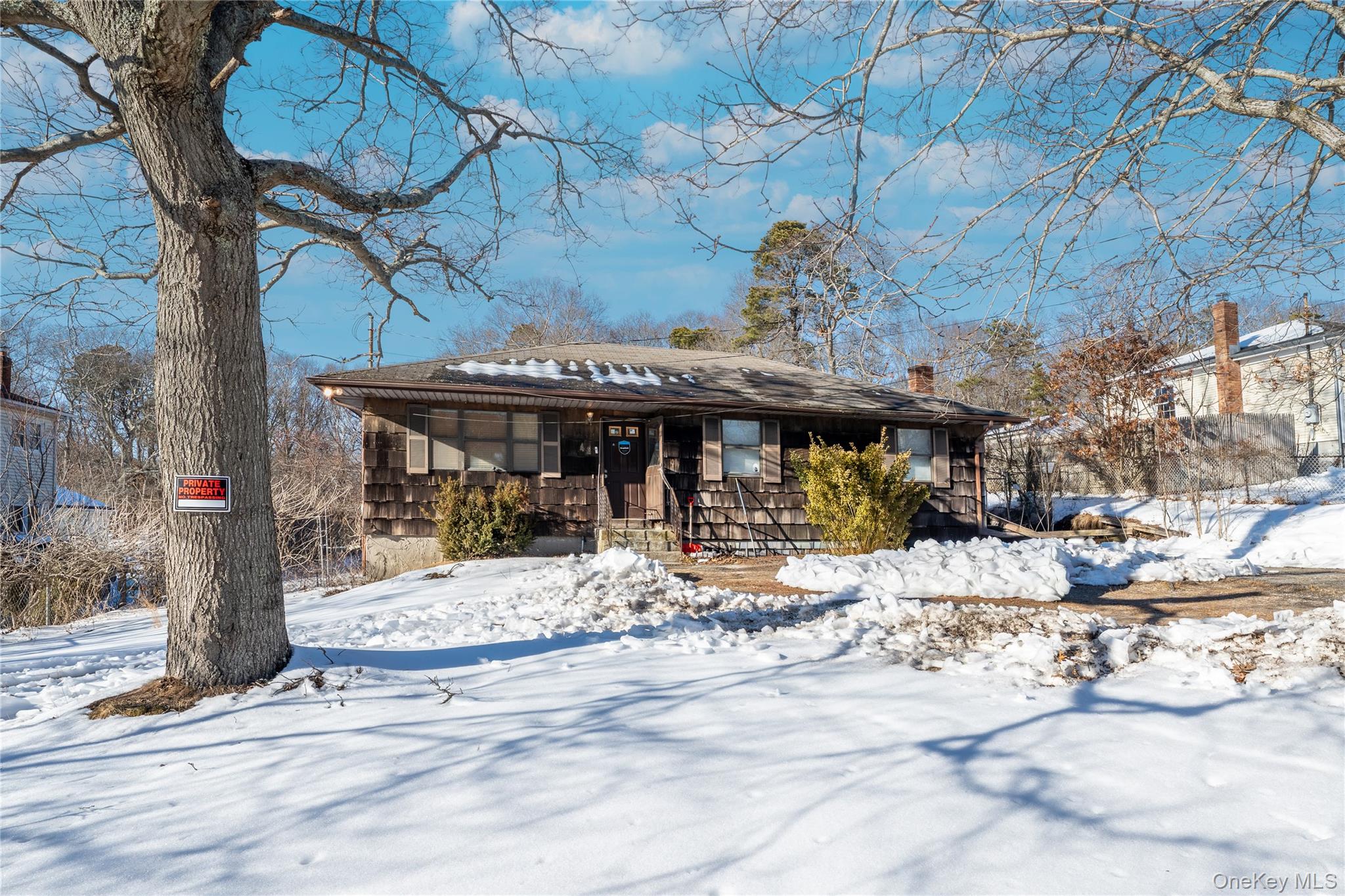 #3 photo, 42 Victory Avenue, Shirley , NY 11967