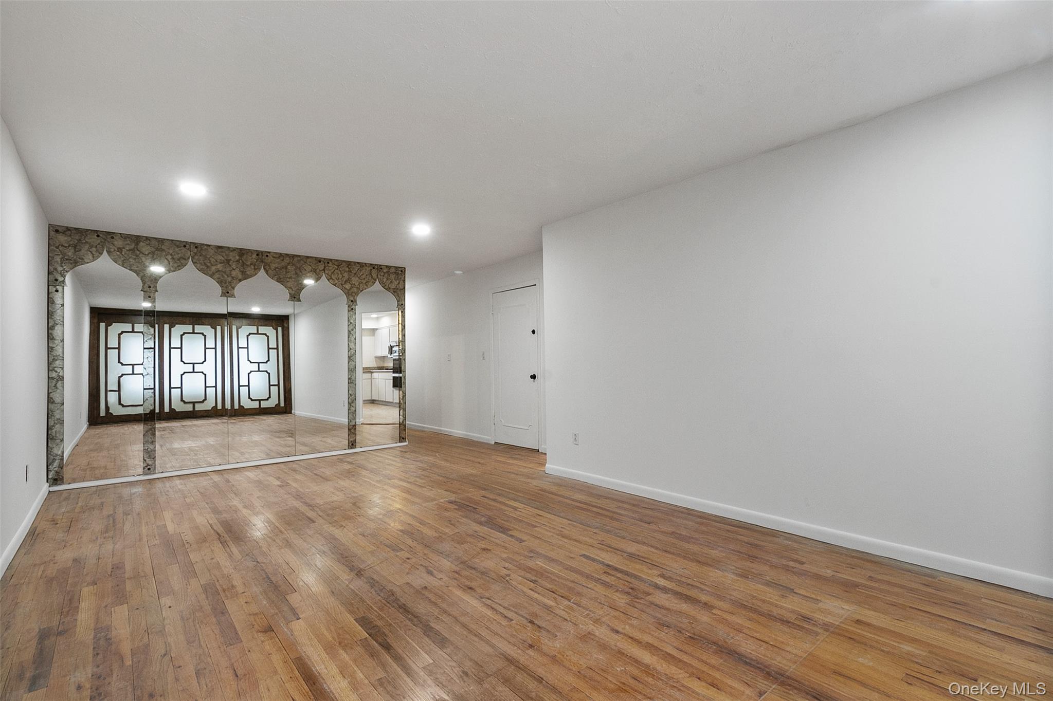 #10 photo, 6 Regina Place, Yonkers , NY 10703