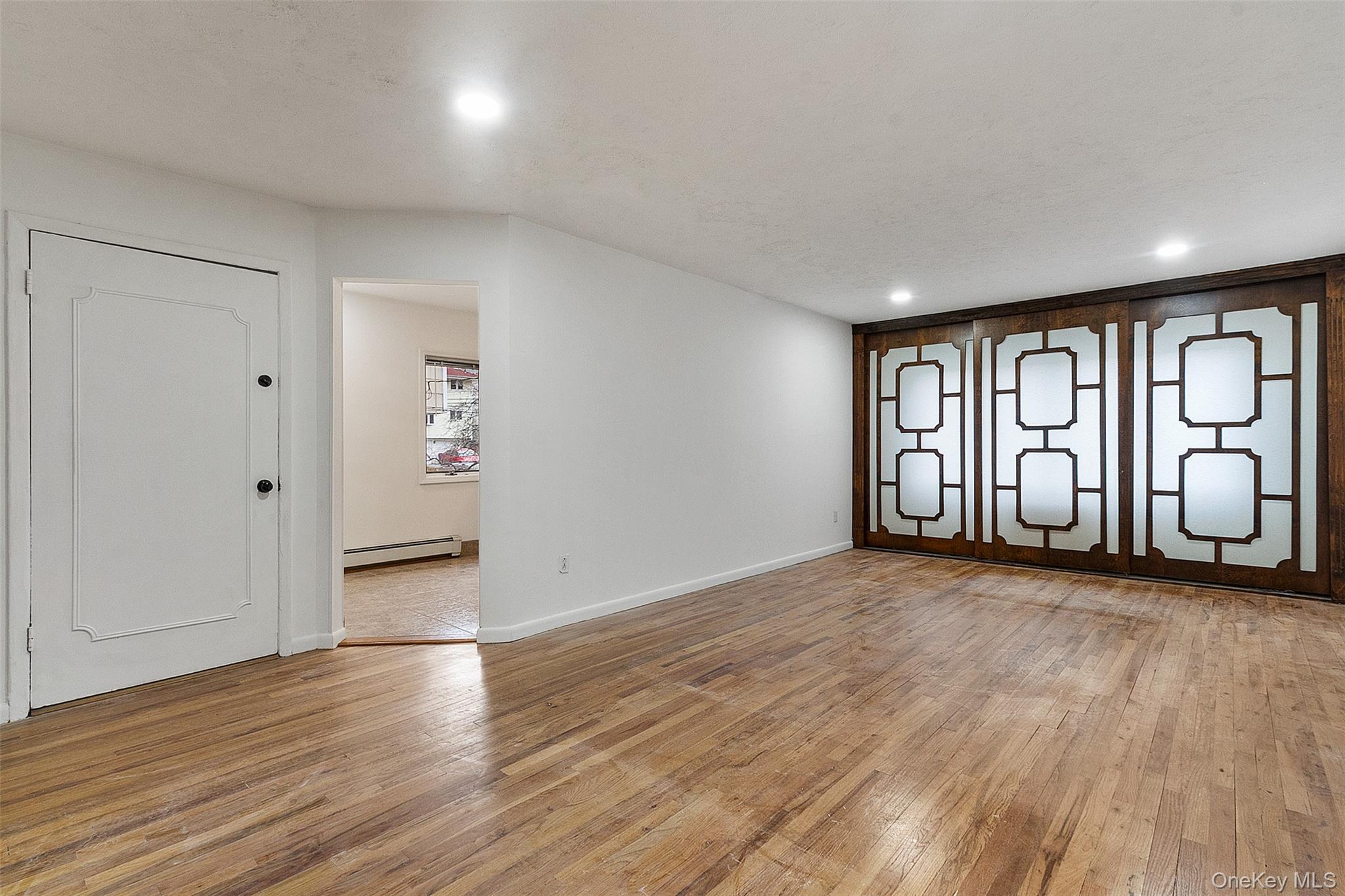 #2 photo, 6 Regina Place, Yonkers , NY 10703