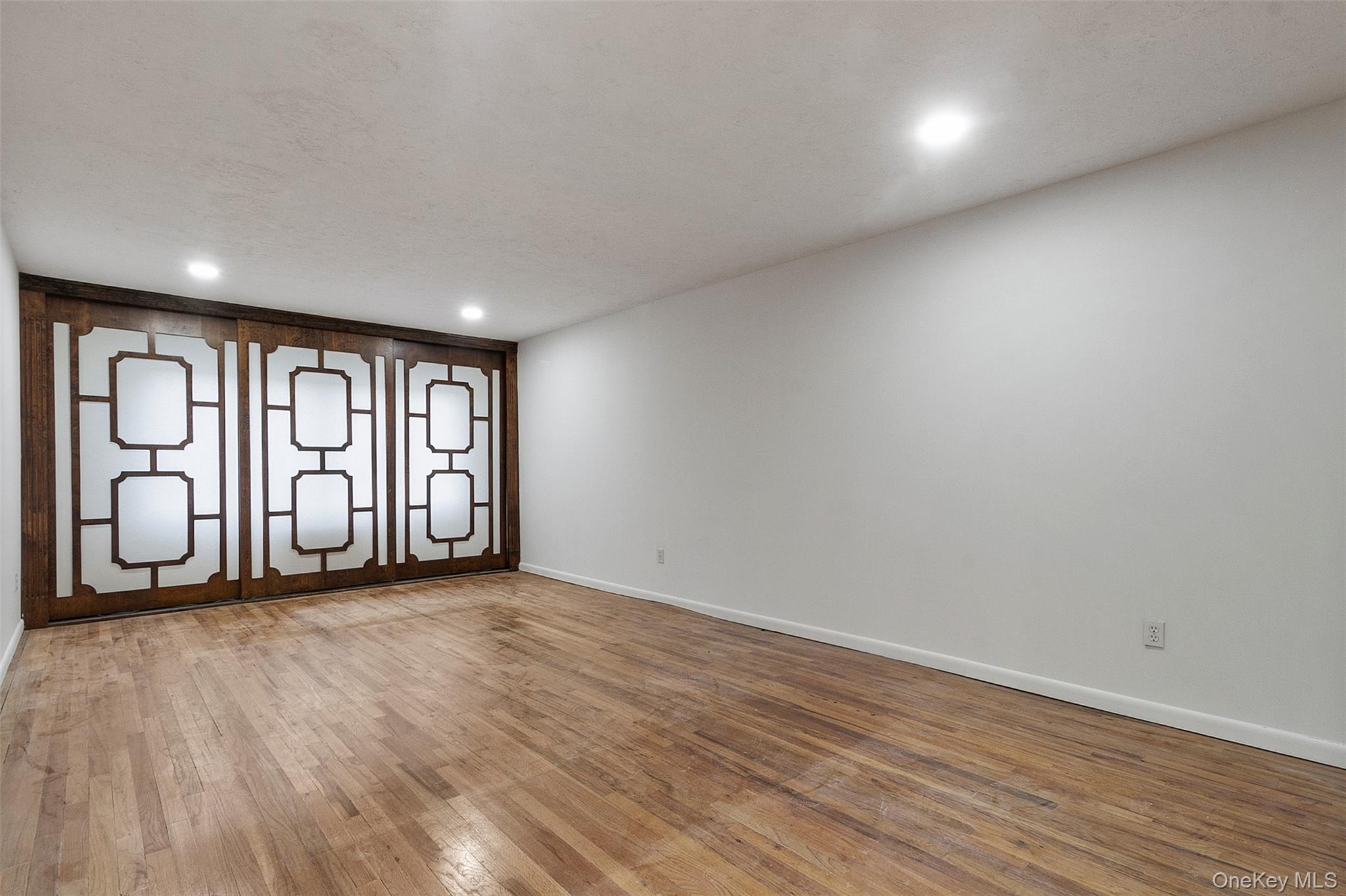 #9 photo, 6 Regina Place, Yonkers , NY 10703