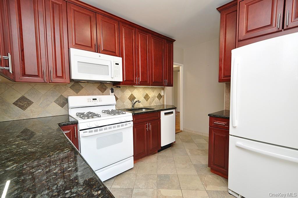 #18 photo, 260 Garth Road, Scarsdale , NY 10583